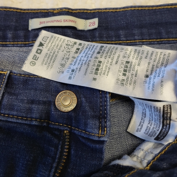 Levi’s 311 Shaping Skinny Jeans Womens 28 Distressed Mid Rise Stretch Dark Wash - Picture 3 of 4